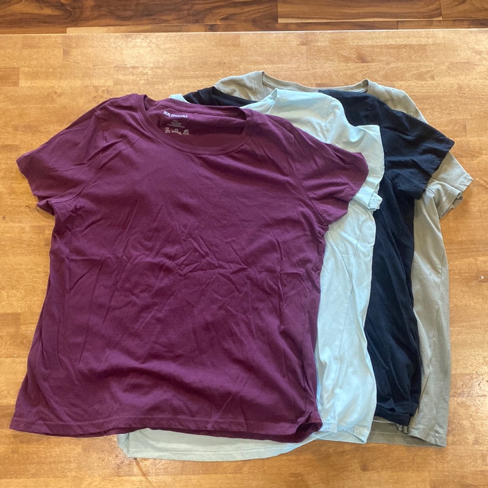 Real Essentials brand 4 pack basic tees!